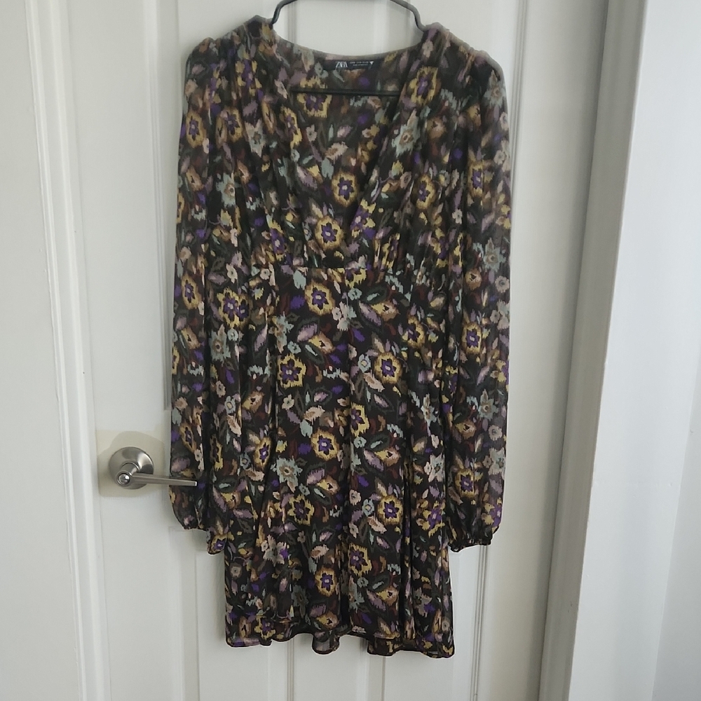 Zara Multicolor Abstract Dress - Picture 2 of 6